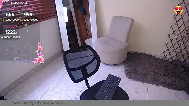 NicoleSantana online show from September 2025 08:42:01 PM