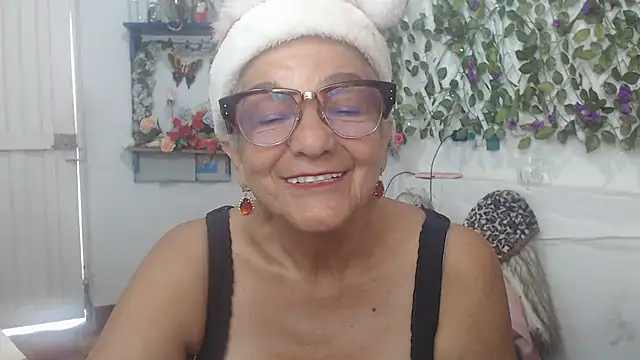 FunnyGrandma online show from December 2024 04:53:02 PM