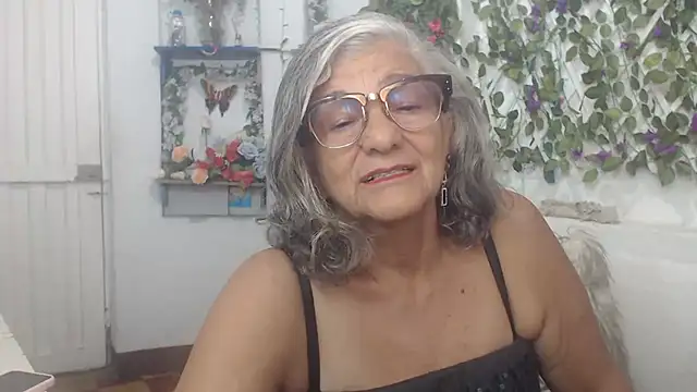 FunnyGrandma online show from December 2024 11:11:01 PM