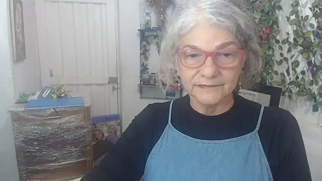 FunnyGrandma online show from March 2025 01:36:02 AM