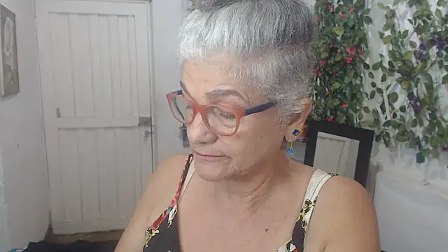 FunnyGrandma online show from March 2025 12:16:02 AM