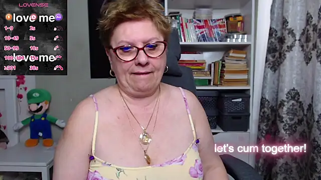 Snapshot of Mella4you chatting on March 2025 10:46:01 AM Mella4you online show from March 2025 10:46:01 AM