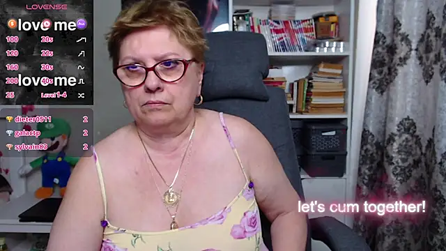 Snapshot of Mella4you chatting on March 2025 01:49:01 PM Mella4you online show from March 2025 01:49:01 PM