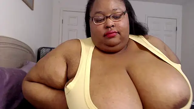 Loves Aura online show from February 2026 12:26:02 AM