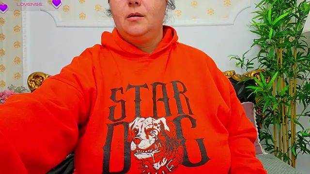 AleshaArabian online show from April 2026 04:04:02 AM