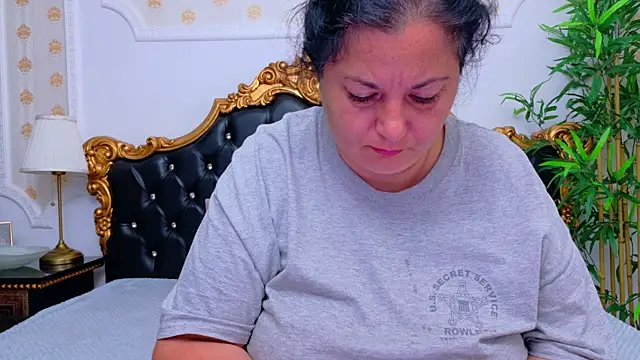 Snapshot of AleshaArabian chatting on June 2026 01:08:02 AM AleshaArabian online show from June 2026 01:08:02 AM