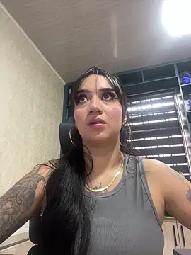 EmmyEvans1 online show from February 2026 09:29:02 PM