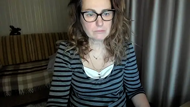 lauraoven online show from January 2026 01:15:01 PM