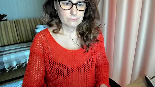 lauraoven online show from March 2026 07:38:01 AM