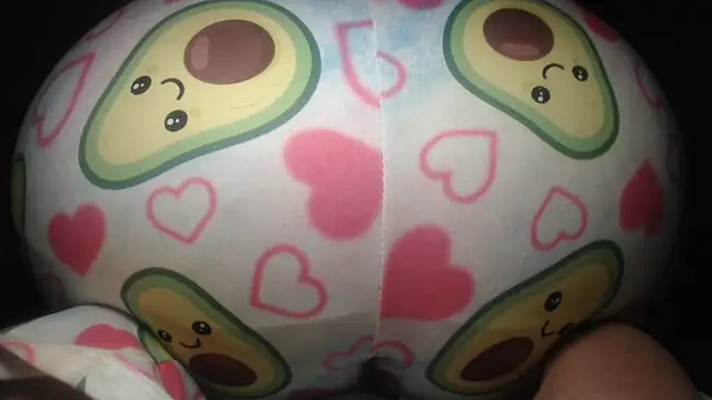 Snapshot of prettyangelsquirt chatting on June 2026 05:28:02 PM prettyangelsquirt online show from June 2026 05:28:02 PM