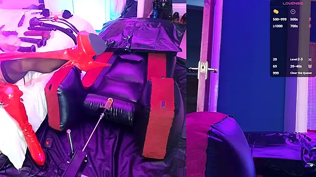 Kinky JXD online show from October 2025 05:02:02 PM