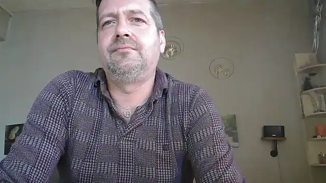 matrikes1 online show from April 2026 03:13:01 PM