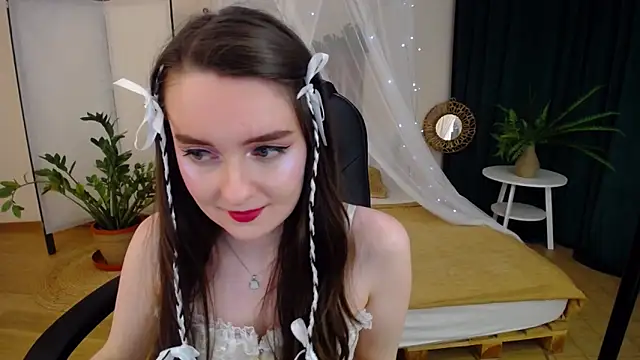 CloudGrace online show from January 2025 09:24:01 PM