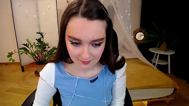 CloudGrace online show from March 2025 03:11:01 AM