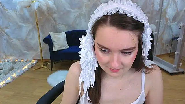 CloudGrace online show from November 2025 03:15:01 AM