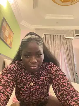 Snapshot of Sweetbootty chatting on December 2024 03:58:01 PM Sweetbootty online show from December 2024 03:58:01 PM