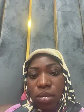 Snapshot of Sweetbootty chatting on March 2025 10:57:01 AM Sweetbootty online show from March 2025 10:57:01 AM