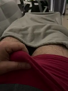 Snapshot of _Inchiodo_ chatting on March 2025 05:50:01 PM Inchiodo online show from March 2025 05:50:01 PM