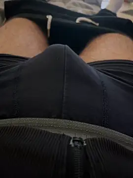 Snapshot of _Inchiodo_ chatting on March 2025 06:27:01 AM Inchiodo online show from March 2025 06:27:01 AM