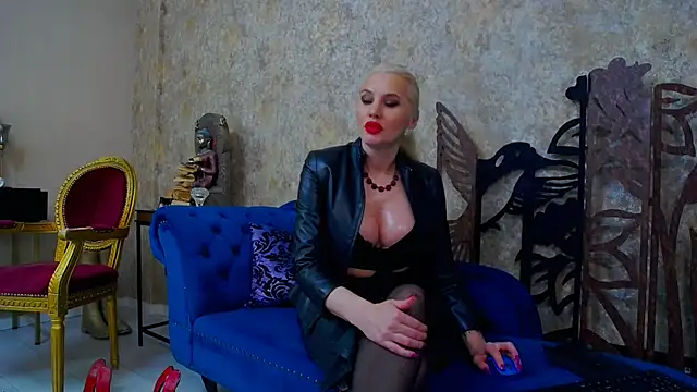 Snapshot of GoddessCeline chatting on February 2025 10:24:01 PM GoddessCeline online show from February 2025 10:24:01 PM