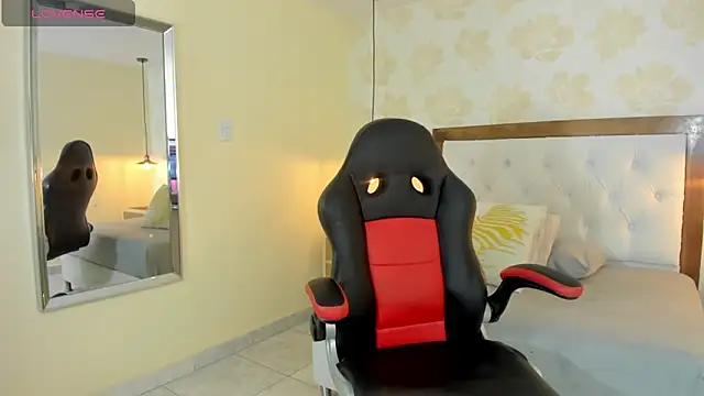 clarisKlein online show from February 2026 03:43:01 AM