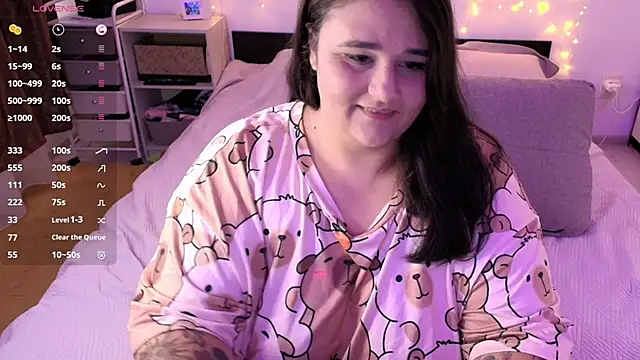 Snapshot of naughtykiss chatting on June 2026 04:04:02 AM naughtykiss online show from June 2026 04:04:02 AM