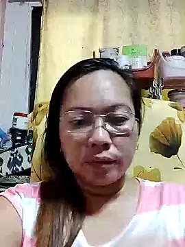 Snapshot of asianwet4u chatting on January 2025 02:39:01 AM asianwet4u online show from January 2025 02:39:01 AM