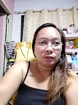 Snapshot of asianwet4u chatting on January 2025 03:30:02 PM asianwet4u online show from January 2025 03:30:02 PM