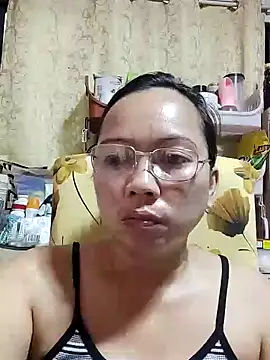 Snapshot of asianwet4u chatting on January 2025 08:22:01 AM asianwet4u online show from January 2025 08:22:01 AM
