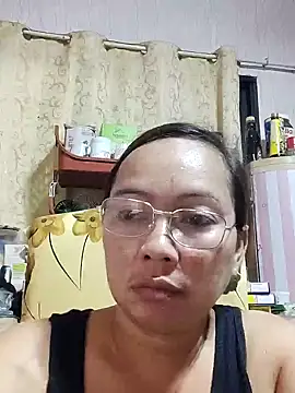 Snapshot of asianwet4u chatting on February 2025 06:15:01 AM asianwet4u online show from February 2025 06:15:01 AM