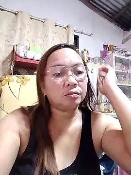 Snapshot of asianwet4u chatting on February 2025 02:45:02 PM asianwet4u online show from February 2025 02:45:02 PM