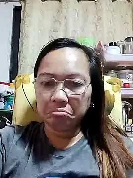 Snapshot of asianwet4u chatting on February 2025 09:11:02 PM asianwet4u online show from February 2025 09:11:02 PM