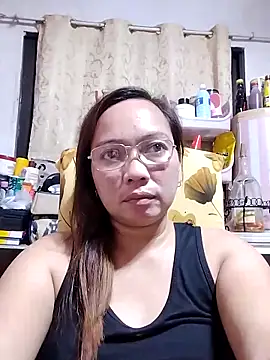 Snapshot of asianwet4u chatting on February 2025 02:32:02 PM asianwet4u online show from February 2025 02:32:02 PM