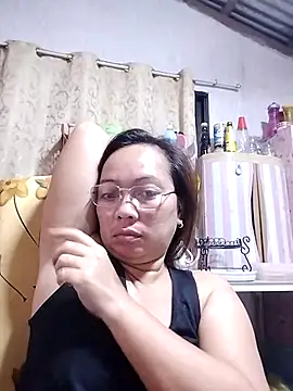 Snapshot of asianwet4u chatting on February 2025 03:20:02 PM asianwet4u online show from February 2025 03:20:02 PM