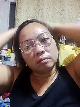 Snapshot of asianwet4u chatting on February 2025 08:58:02 PM asianwet4u online show from February 2025 08:58:02 PM