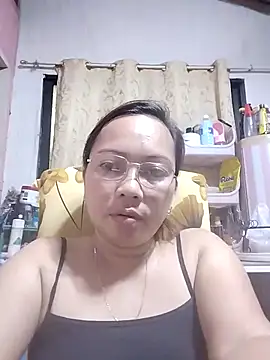Snapshot of asianwet4u chatting on February 2025 08:06:01 AM asianwet4u online show from February 2025 08:06:01 AM