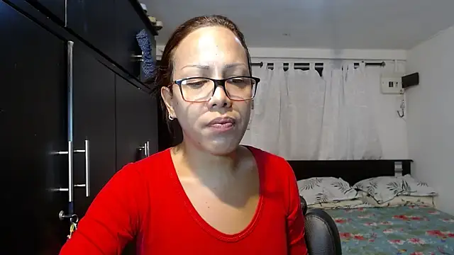 sensual nataliee online show from December 2024 11:40:02 PM