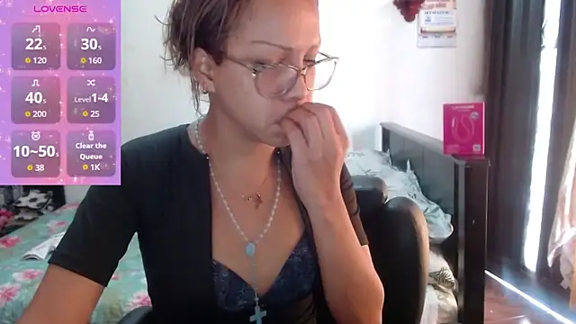 Snapshot of sensual_nataliee chatting on June 2026 03:38:02 PM sensual nataliee online show from June 2026 03:38:02 PM