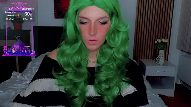 HelenSpellman online show from July 2026 10:03:02 PM