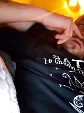 Codymc89 online show from March 2026 06:31:02 AM