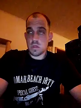 Codymc89 online show from March 2026 07:19:01 PM