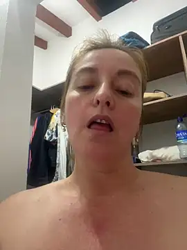 Snapshot of moniquerainx chatting on January 2025 02:46:01 AM moniquerainx online show from January 2025 02:46:01 AM