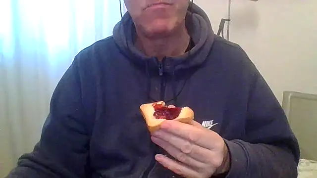 ANONIMO7735 online show from February 2026 06:44:01 AM