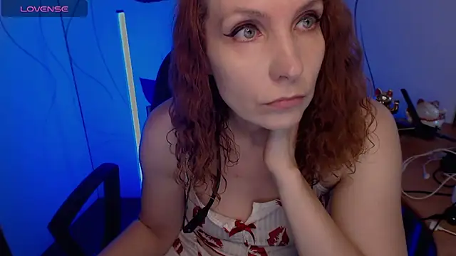 JohansonKatie online show from September 2025 03:52:01 AM