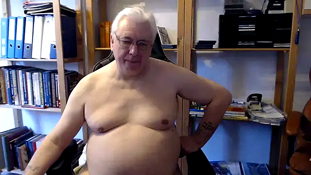SchwanzhureXXL online show from February 2025 09:46:02 AM