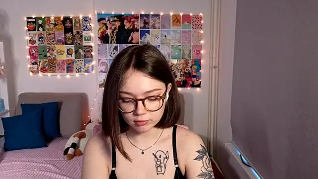 MilenaSaint online show from March 2025 06:35:02 AM