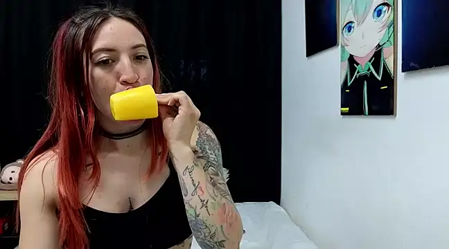 Snapshot of ninaa_fox chatting on January 2025 08:07:01 PM ninaa fox online show from January 2025 08:07:01 PM