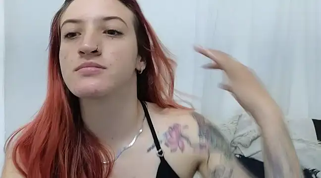 Snapshot of ninaa_fox chatting on January 2025 02:51:02 PM ninaa fox online show from January 2025 02:51:02 PM