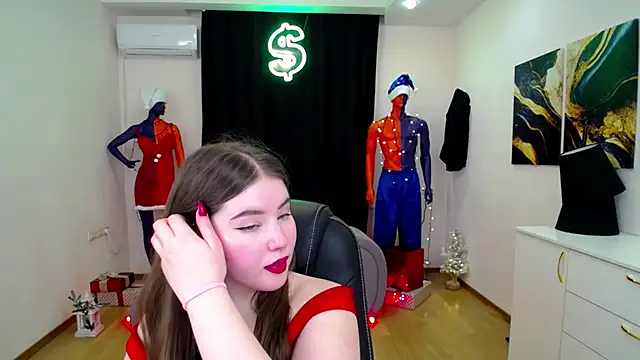NicoleFoxery online show from December 2024 06:33:02 AM