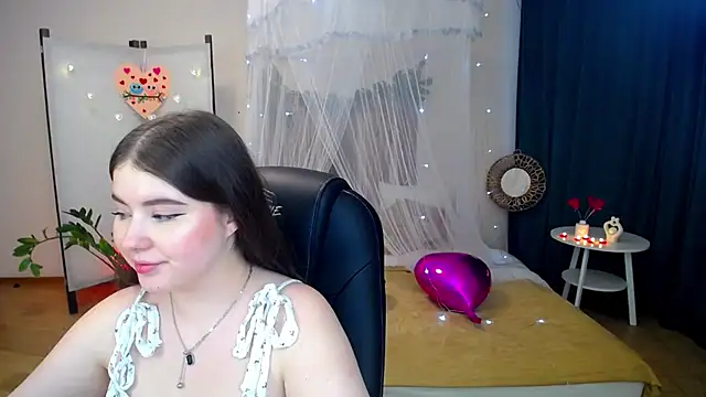 NicoleFoxery online show from February 2025 08:10:01 AM